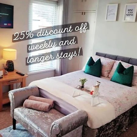Villa 16 Stewart'S Terrace Derry City Bt48 7Lj Extérieur photo