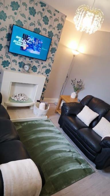 Villa 16 Stewart'S Terrace Derry City Bt48 7Lj Extérieur photo